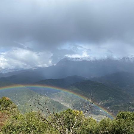 Plaka  Tovouno旅馆 外观 照片